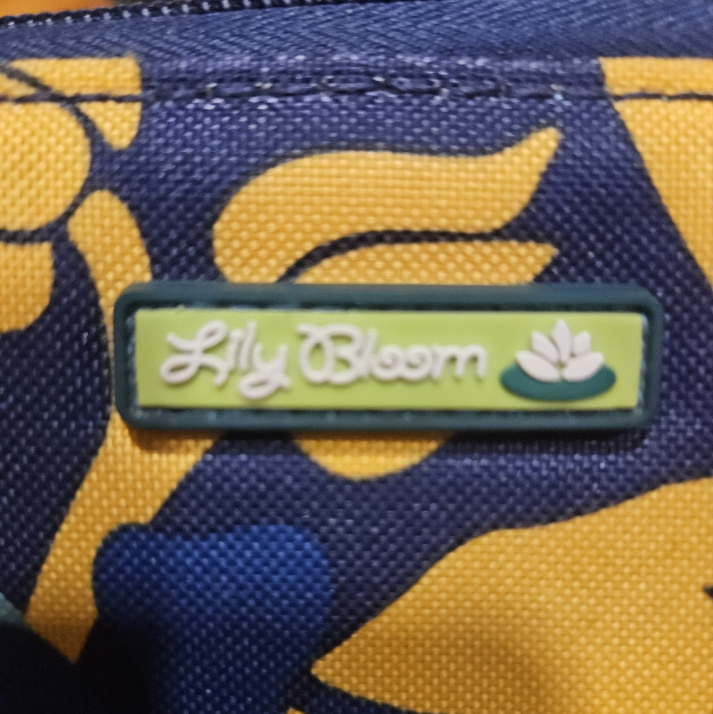 Lily Bloom Wallet - image 3